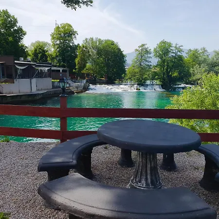 Daire Waterfall View Bihać