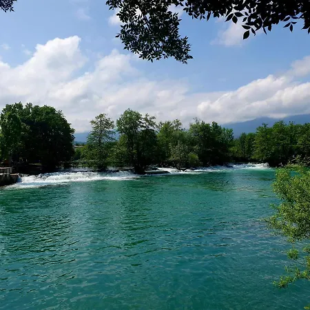 Waterfall View Daire